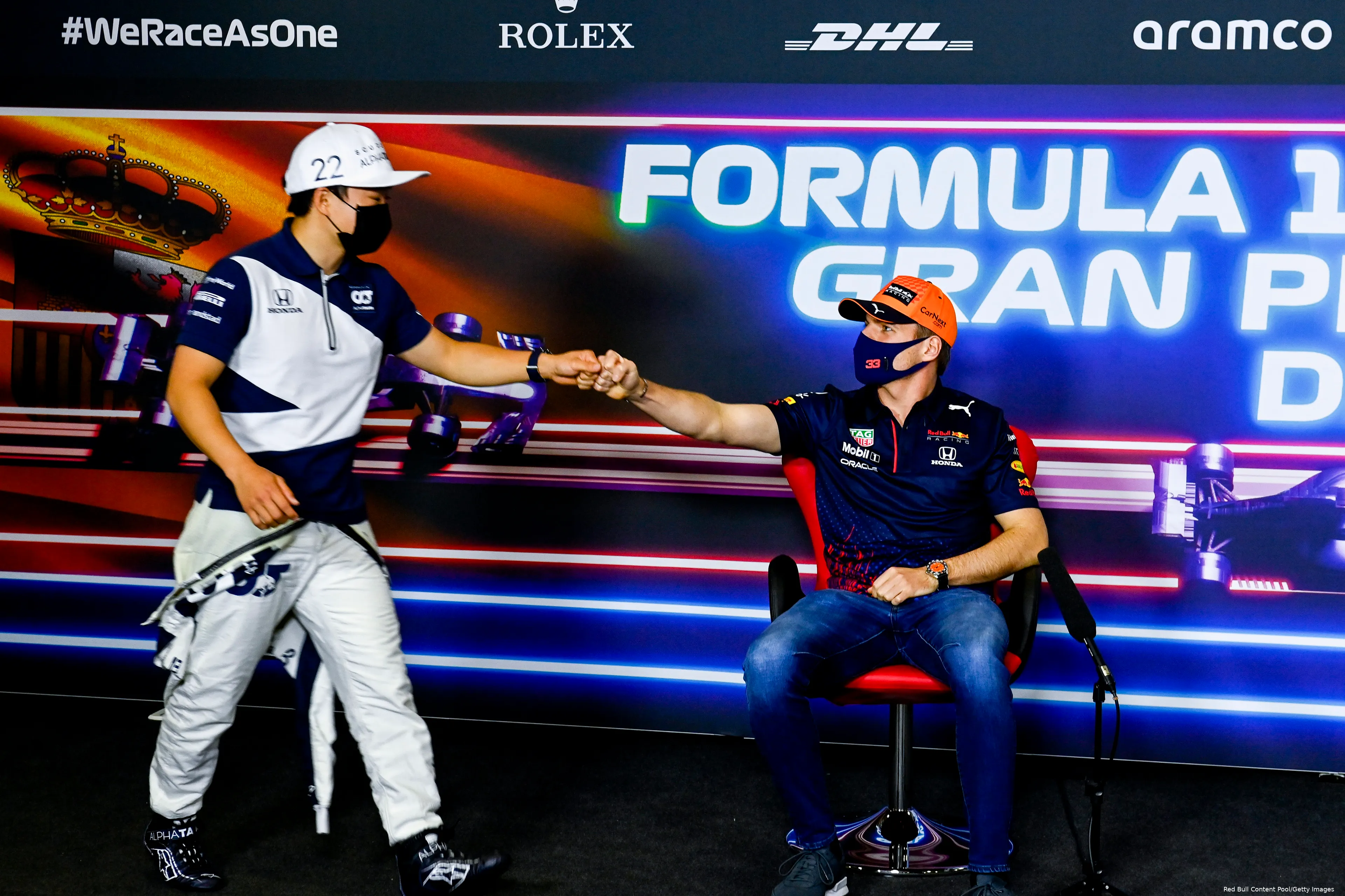 Yuki Tsunoda Max Verstappen