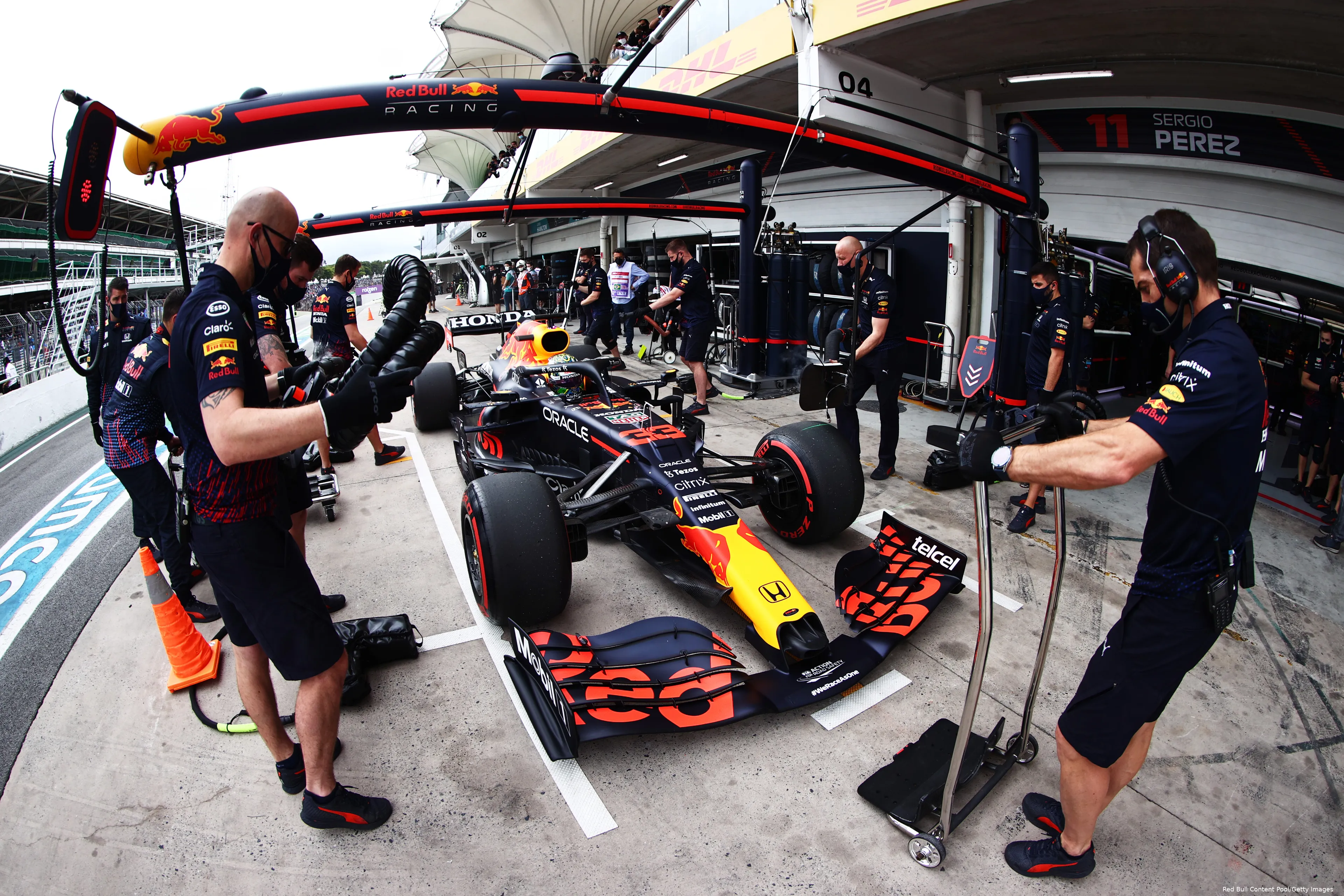 Max Verstappen pitstop
