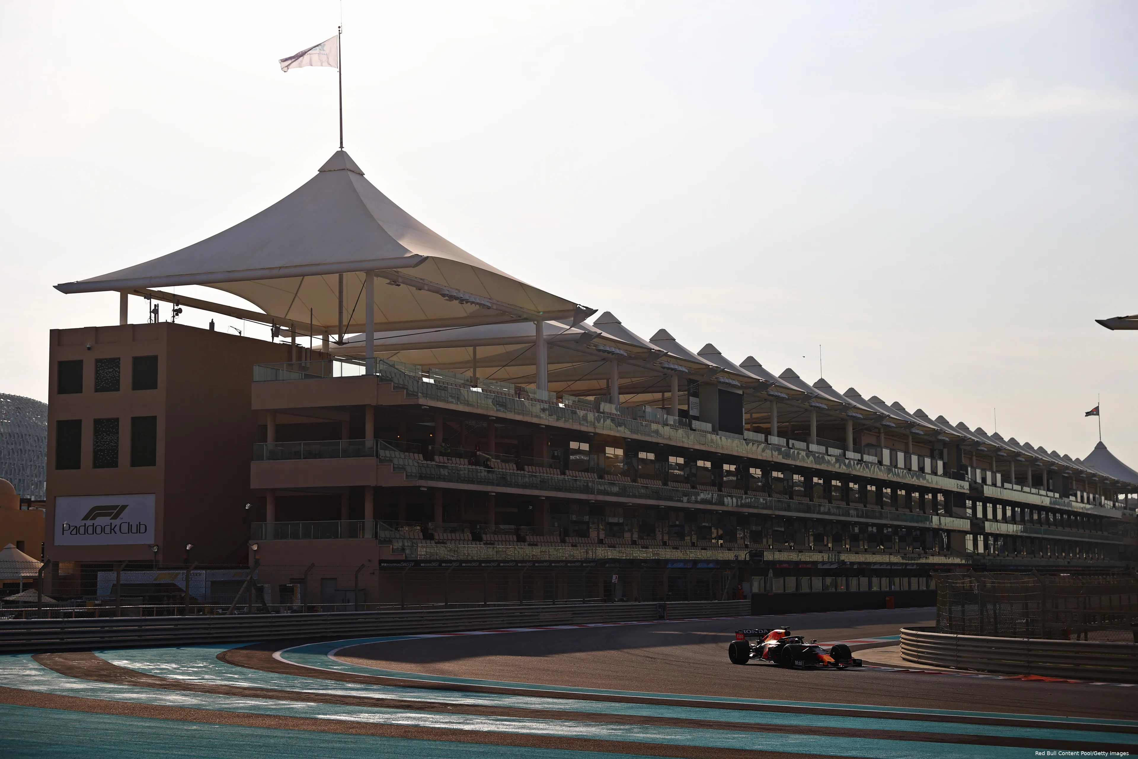 SI202112140133 hires jpeg 24bit rgb