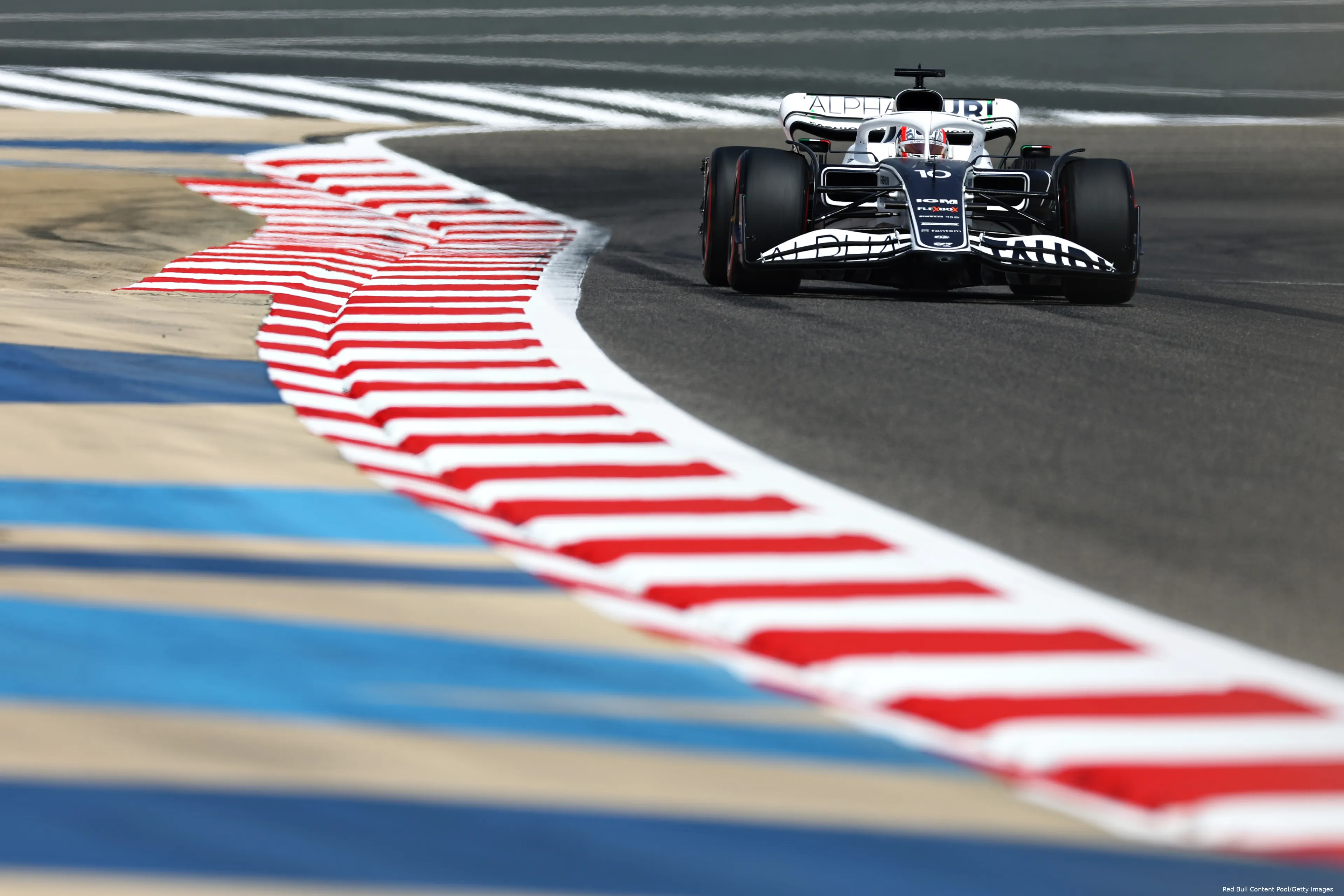 Pierre Gasly AT03 AlphaTauri Bahrein Test