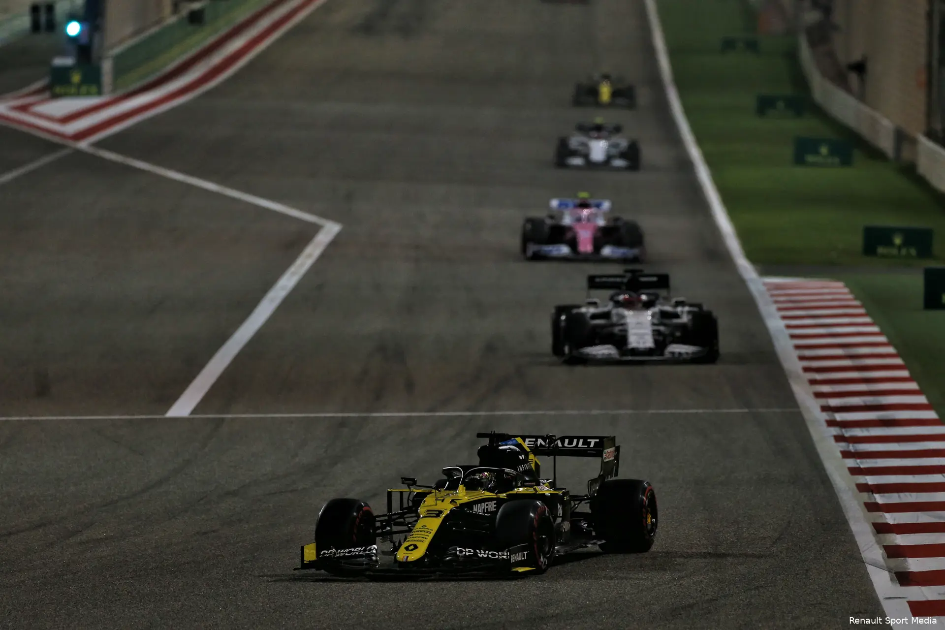 Ricciardo Sakhir Renault