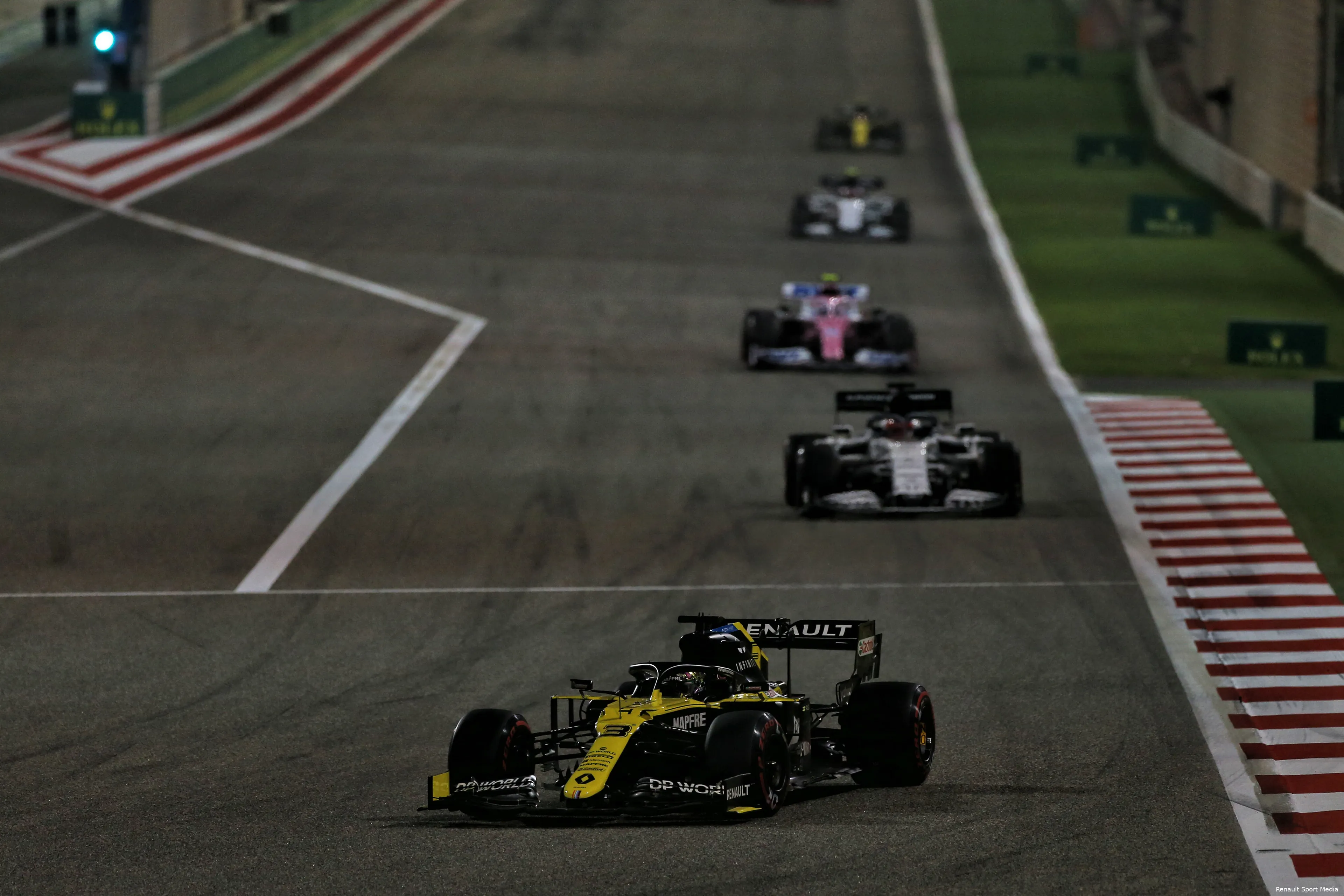 Ricciardo Sakhir Renault