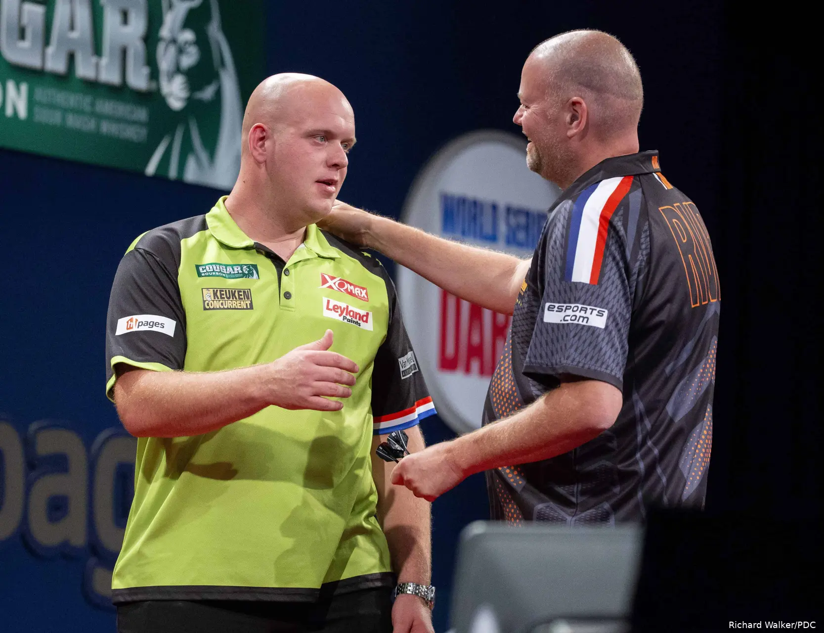 Van Gerwen Van Barneveld Brisbane e1534693516532
