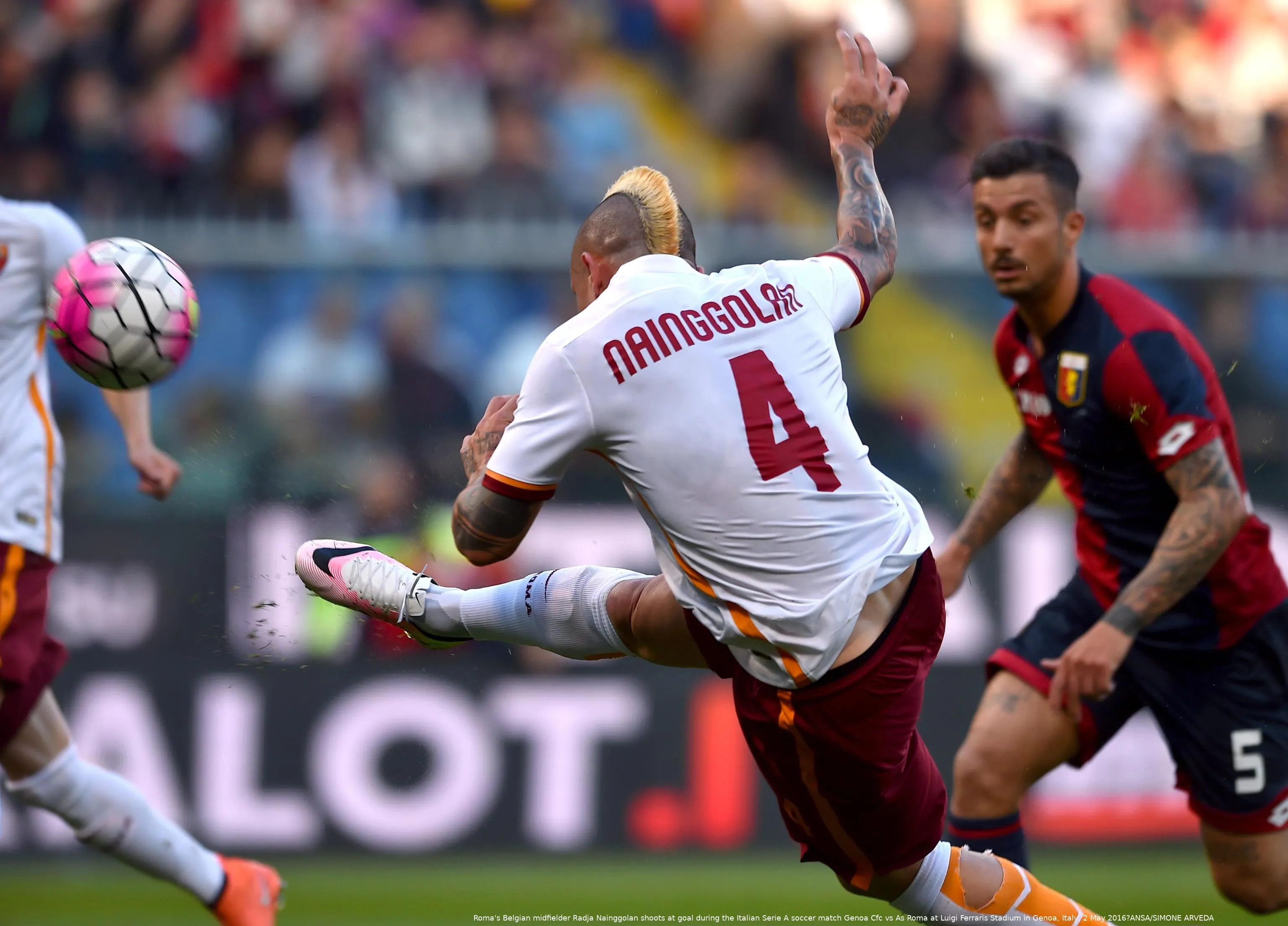 nainggolan spalle genoa roma