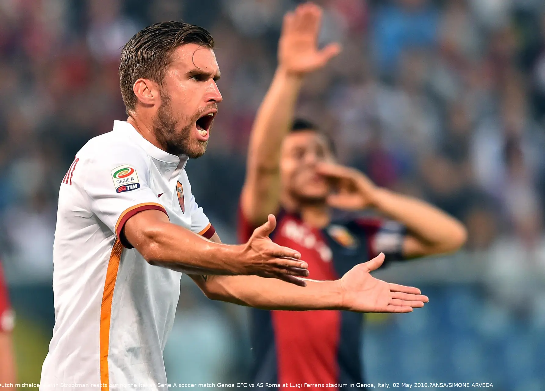 strootman urla genoa roma