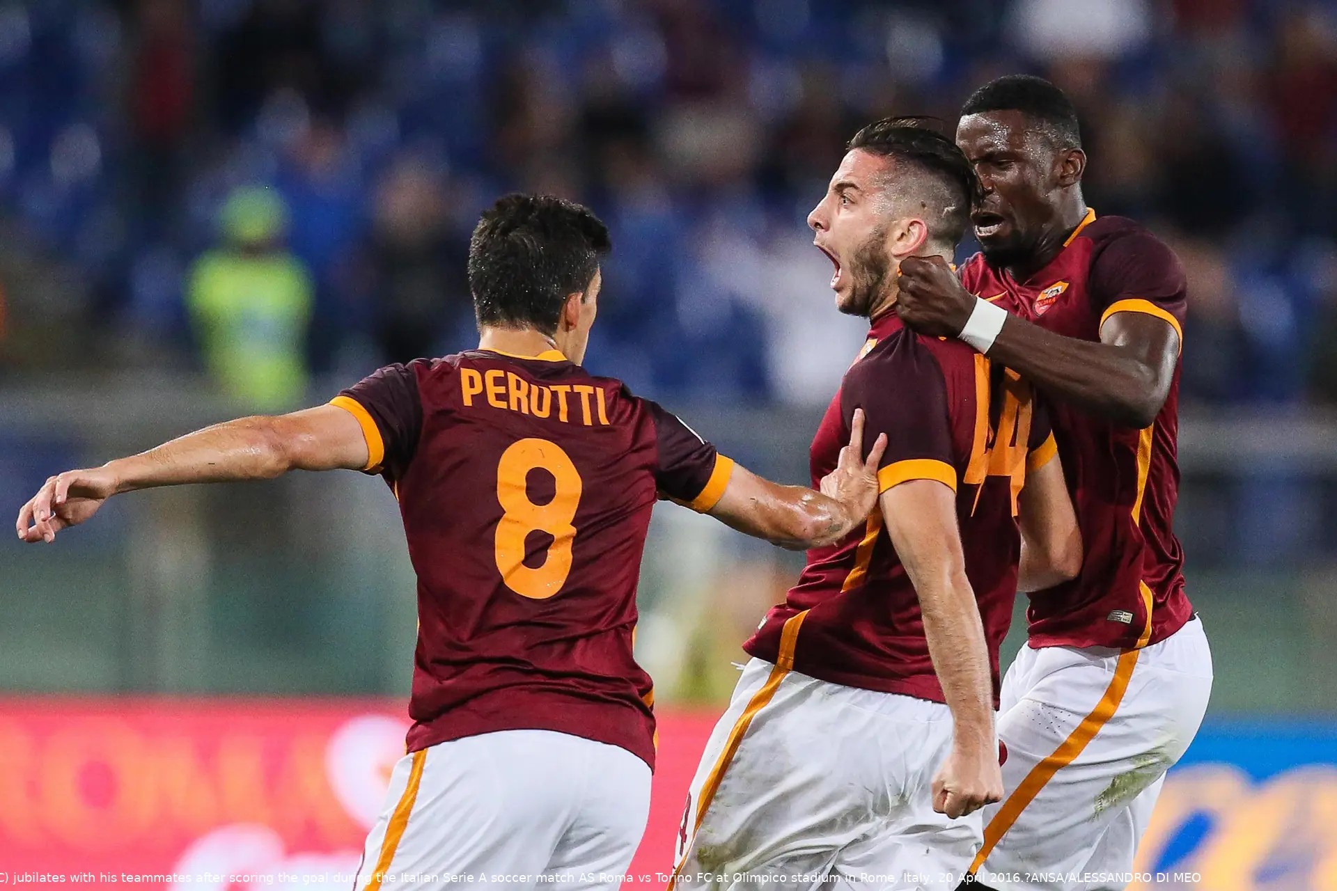 manolas esulta profilo roma toro