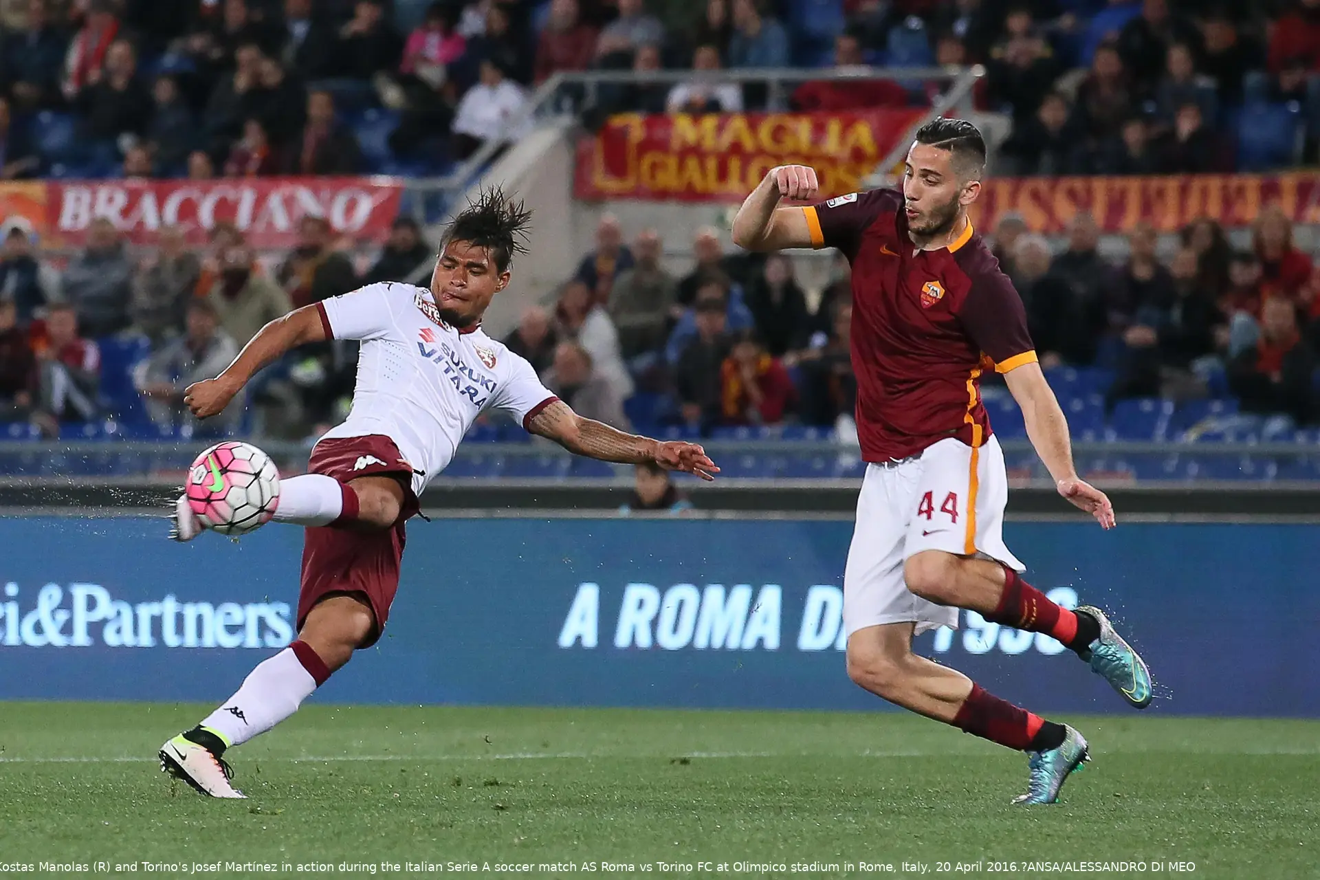 manolas martinez roma toro