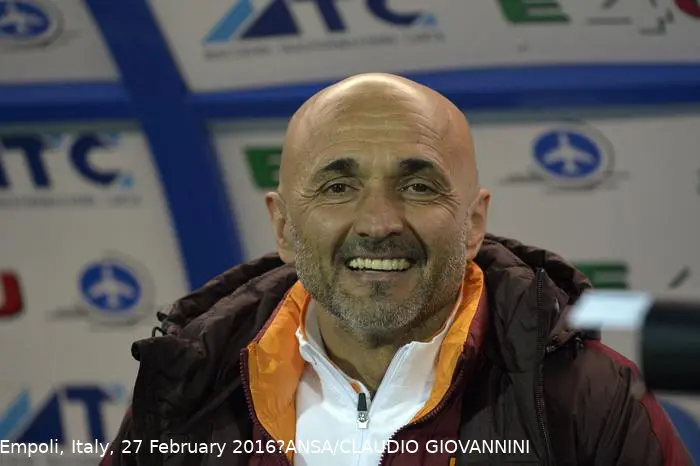 spalletti sorride frontale mezzo pp