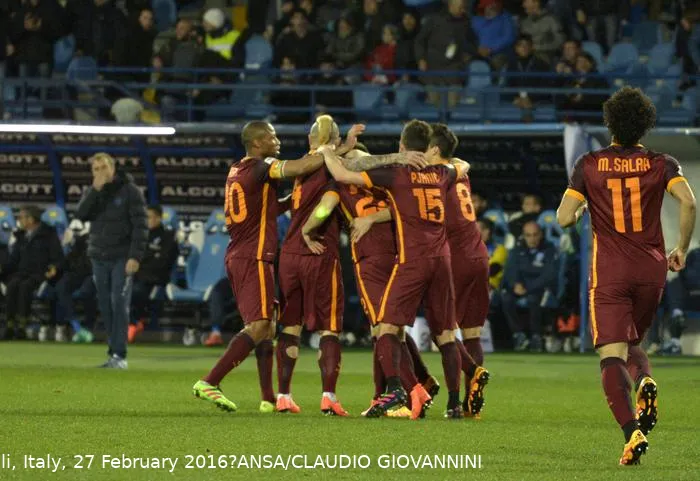 gruppo esulta campo empoli roma