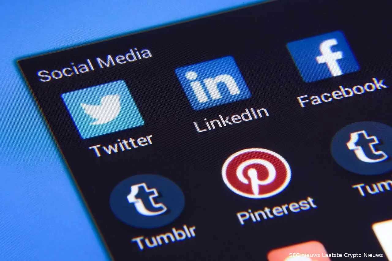 social media 1795578 1279