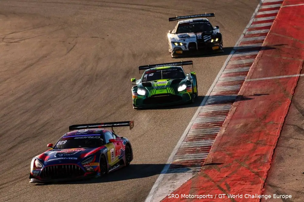 max-verstappen-franz-hermann-ben-barnicoat-chris-lulham-gt3-gt-world-challenge-europe-portimao-zaterdag-13