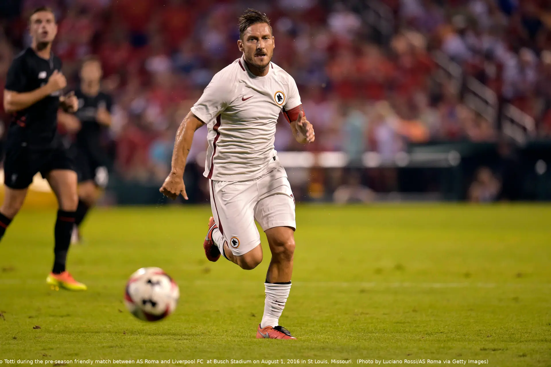 gettyimages totti pallone