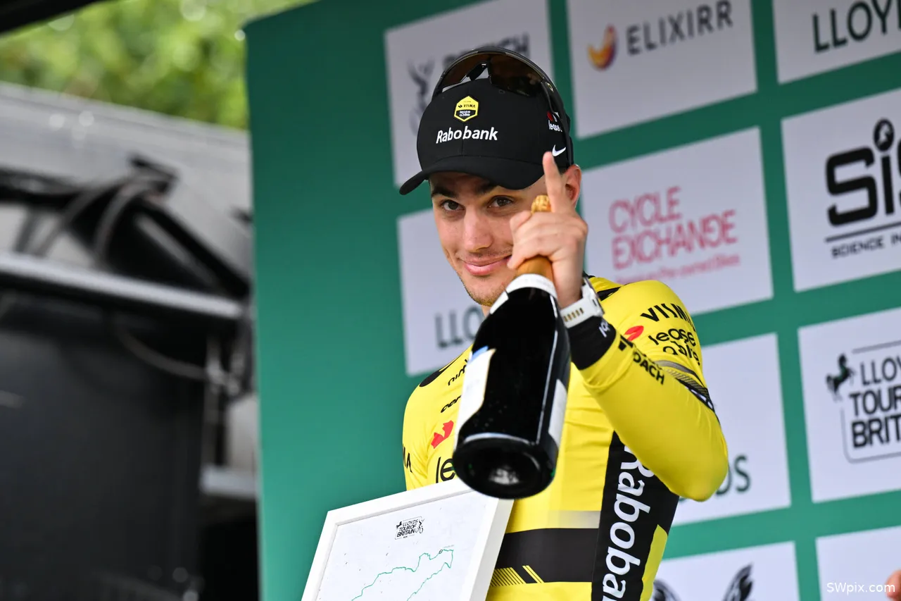 Olav Kooij ha sumado 47 victorias con el Visma - Lease a Bike