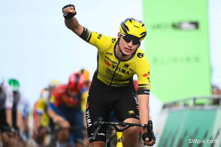 Olav Kooij sumó tres victorias de etapa en el Tour de Gran Bretaña