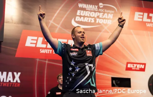 Max Hopp meldet sich eindrucksvoll zurück – der „Maximiser“ qualifizierte sich nach Jahren der Durststrecke souverän über die Pro Tour für die WM