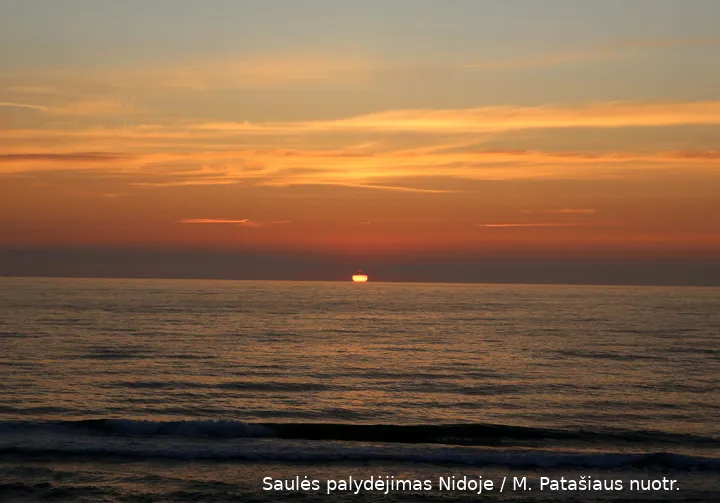 Saulės palydėjimas Nidoje / M. Patašiaus nuotr.