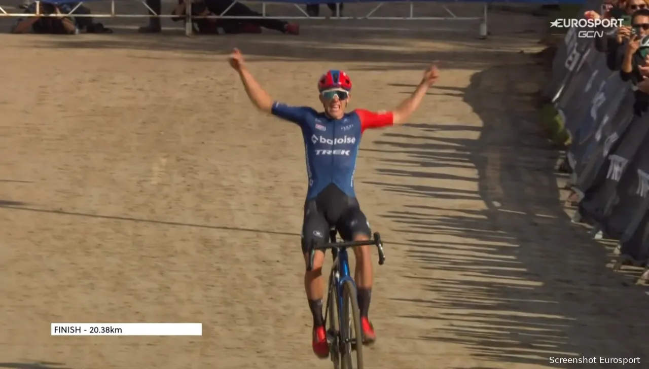 Nys wins the World Cup in Waterloo