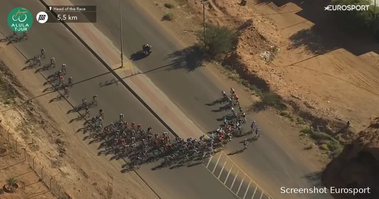 Soudal Quick-Step riders (visible in the bottom right of the image) execute a switch in the finale.