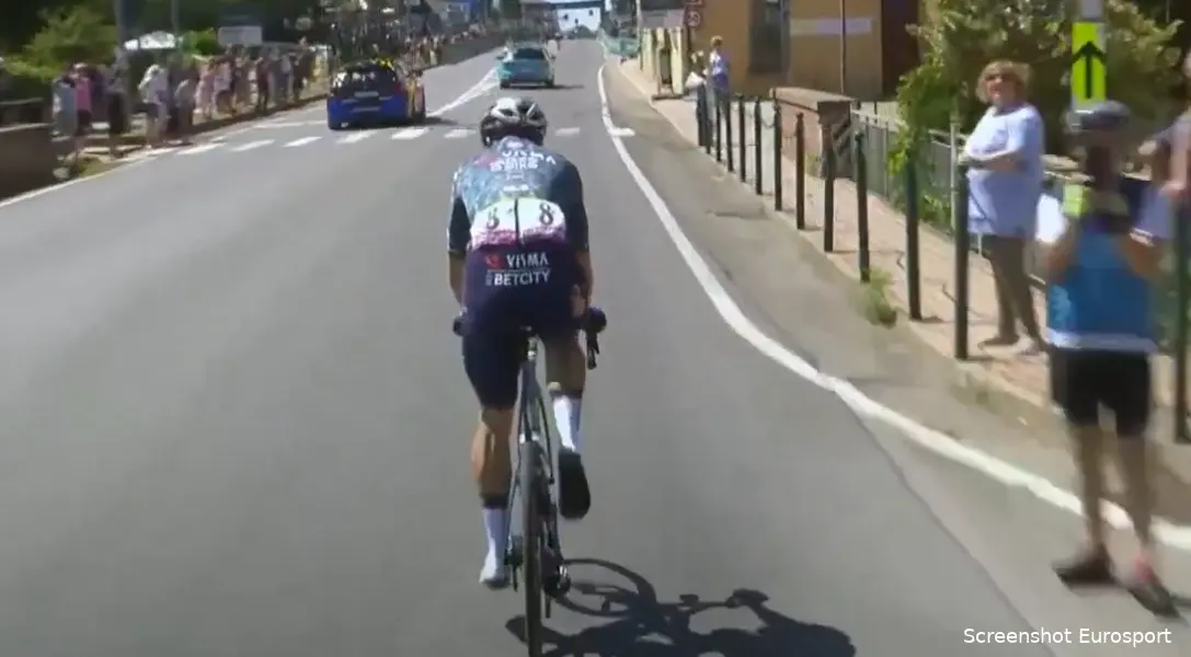 crash van aert