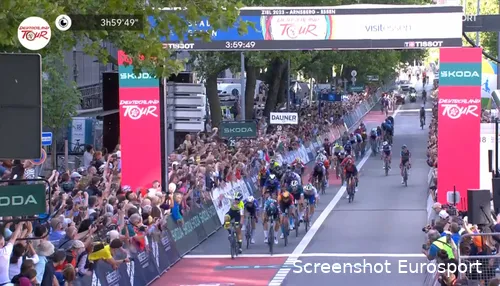 Mihkels zegeviert in de derde etappe van de Deutschland Tour