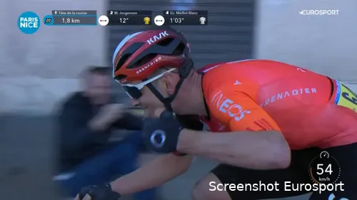 Sheffield durfde al twee kilometer voor de meet te juichen.