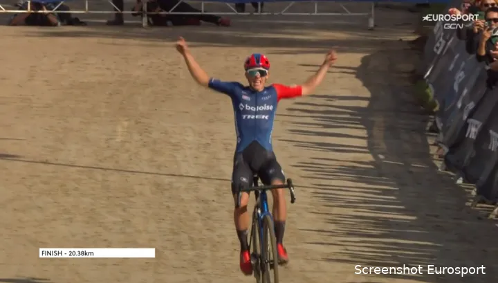 Nys wins the World Cup in Waterloo