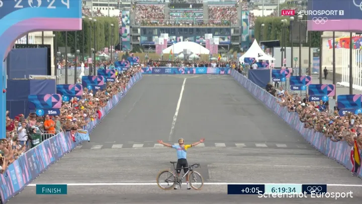 Evenepoel crowned himself Olympic champion in Paris