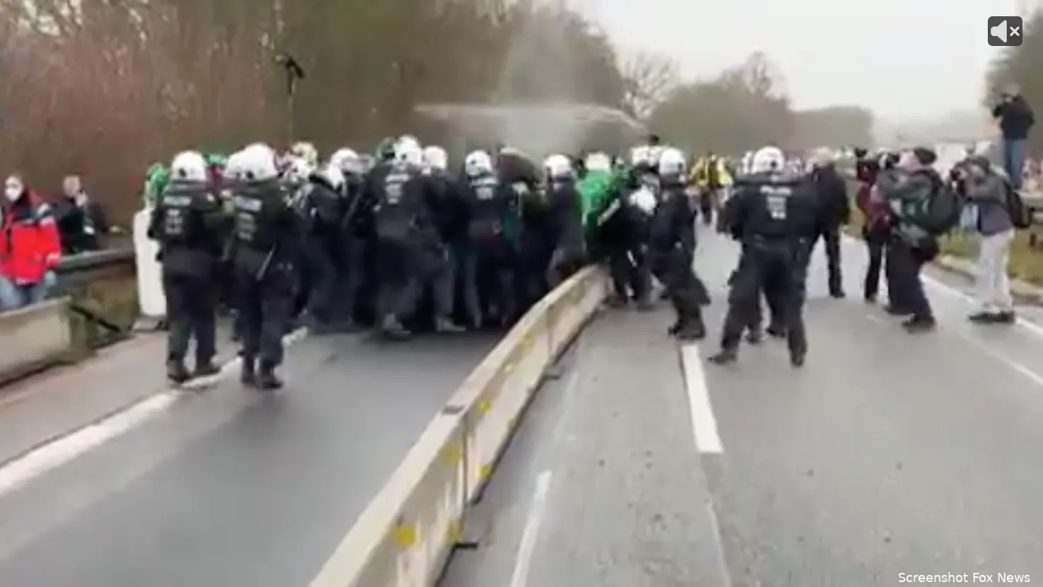 Screenshot 2025-11-30 at 06.37.09