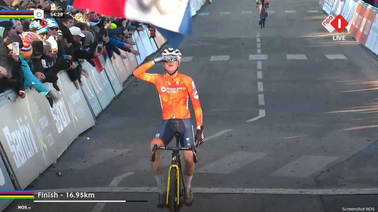 World cyclo-cross champion Van Empel also rides along