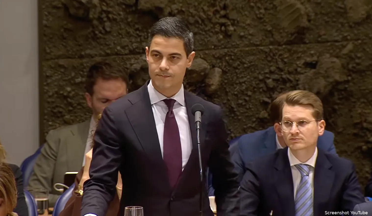 Screenshot 2026-02-27 at 06.01.43