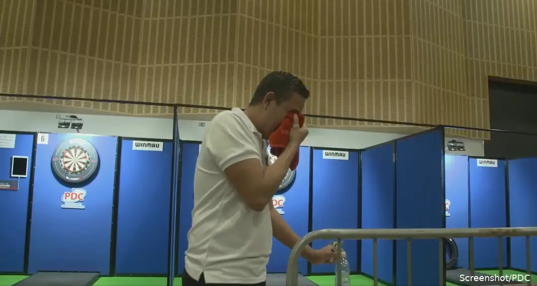 Een emotionele Perez reageert op zijn historische Q-School triomf