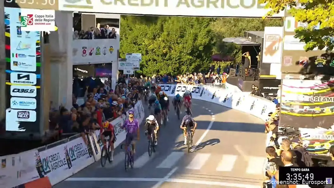 Alessandro Covi gana el Giro del Veneto 2026