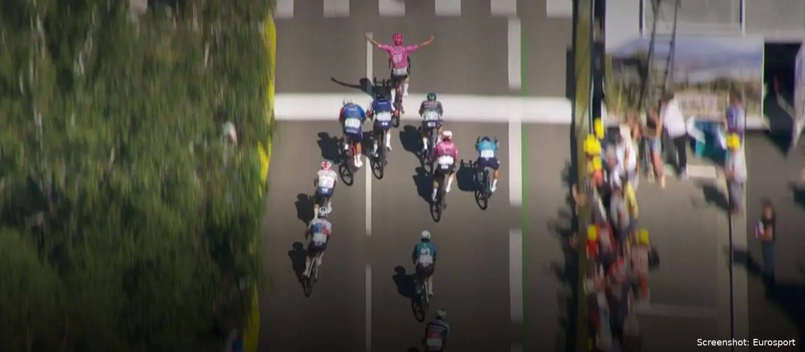 Noah Hobbs wins stage 1 of the Tour de l'Ain