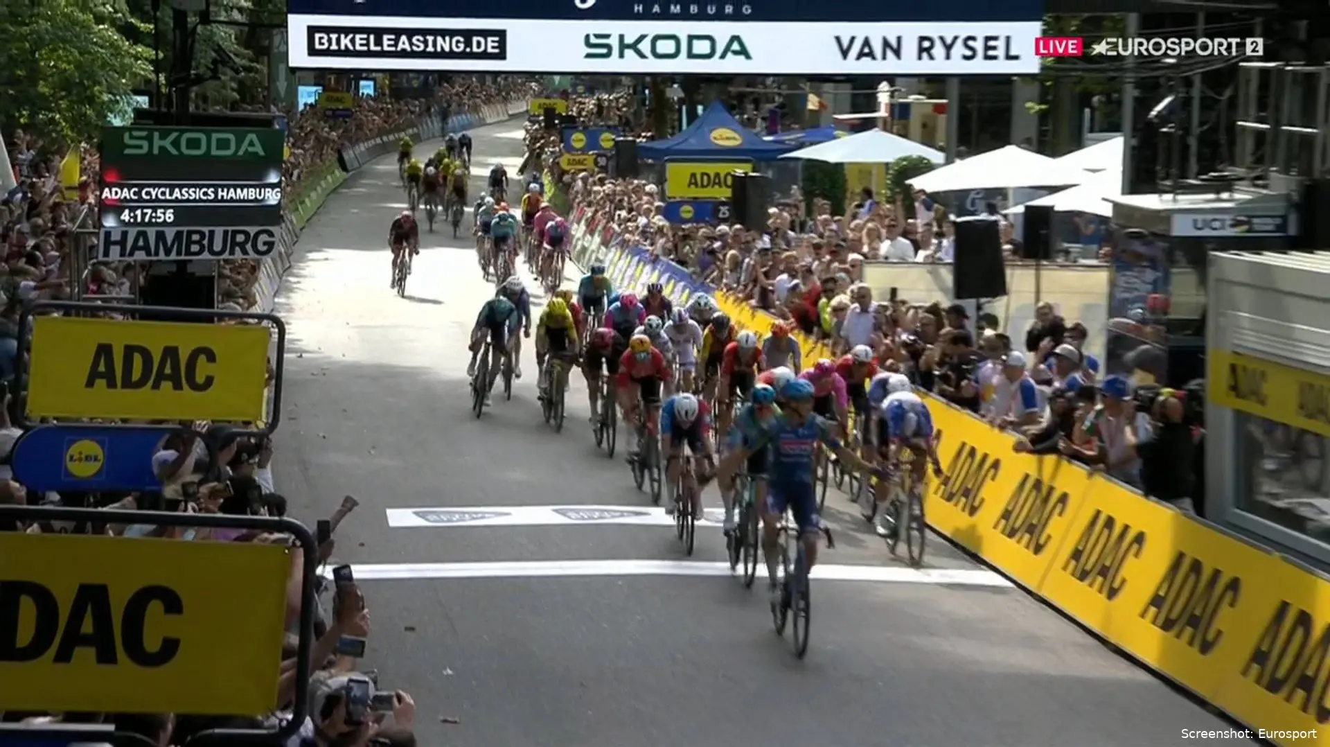 2026 ADAC Cyclassics finish