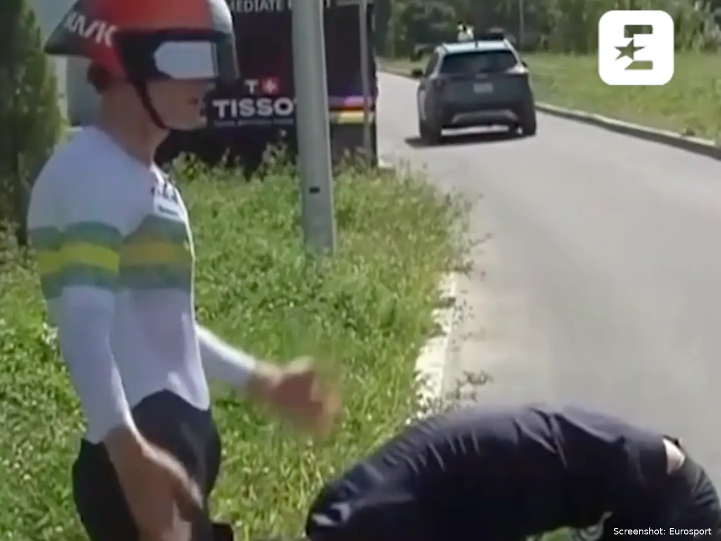 The moment the Australian suffered a mechanical