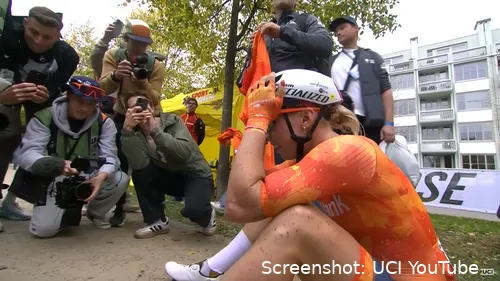 Lorena Wiebes, campeona del mundo de gravel 2025