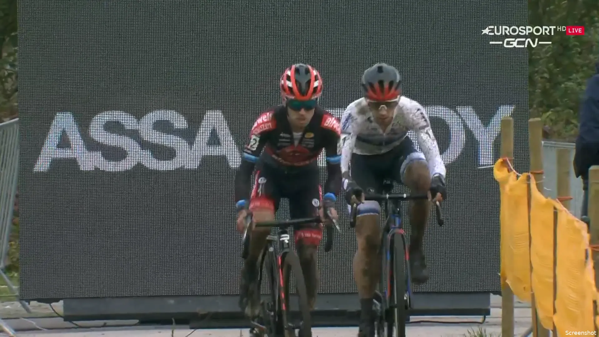 ss iserbyt en van der haar niel