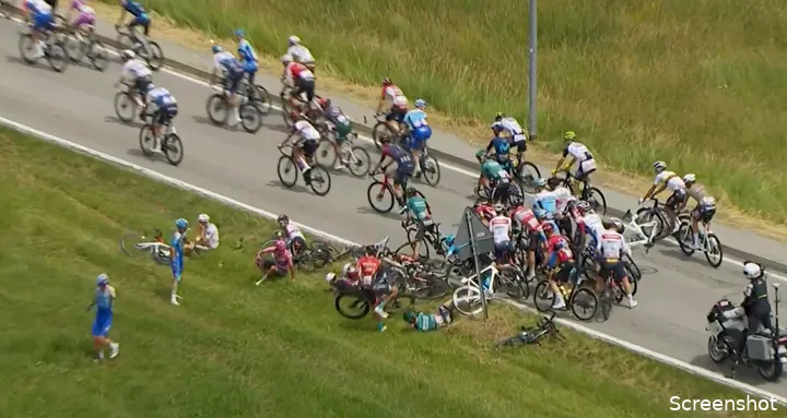 ss valpartij giro carapaz