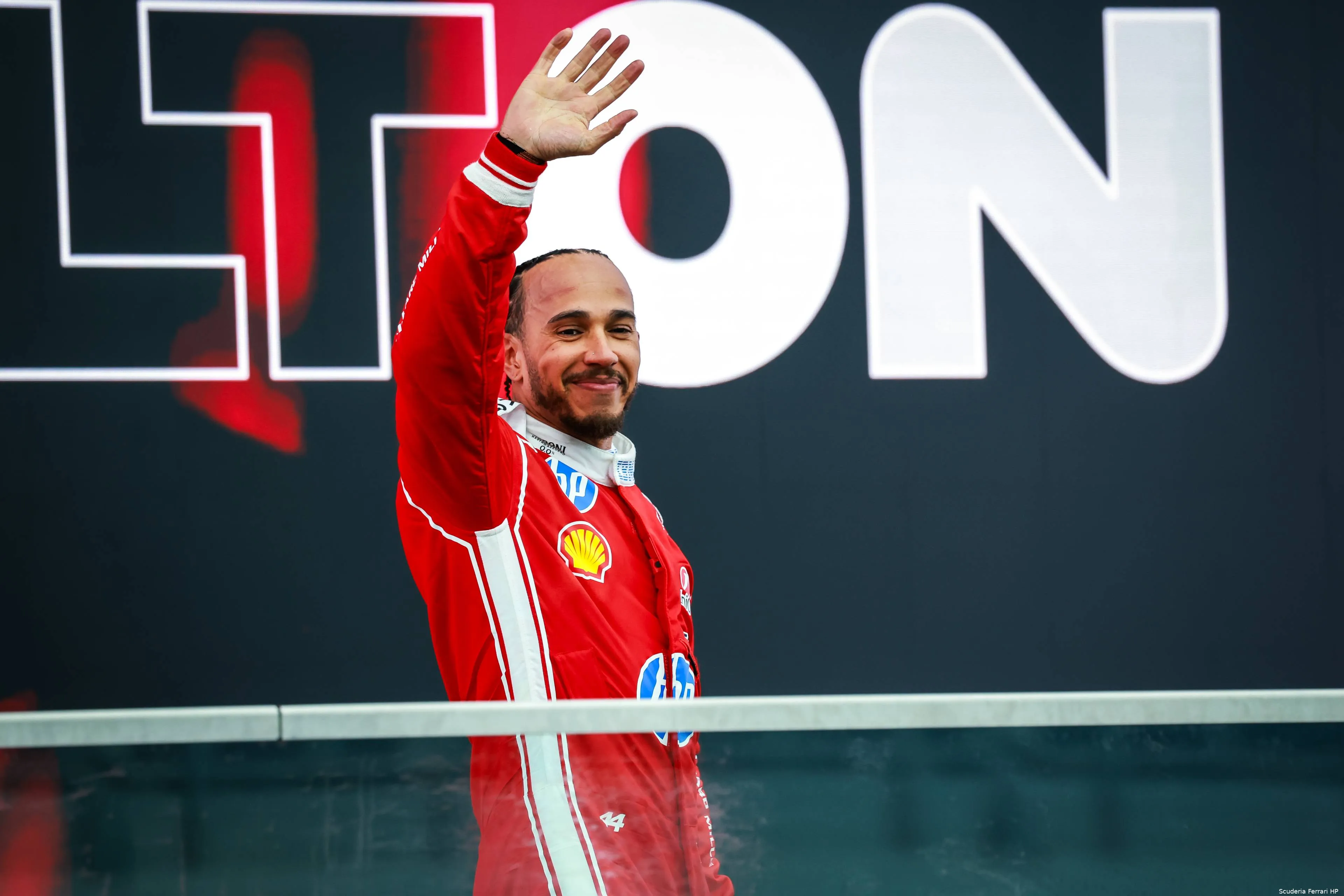 lewis-hamilton-podium-canada-ferrari-13