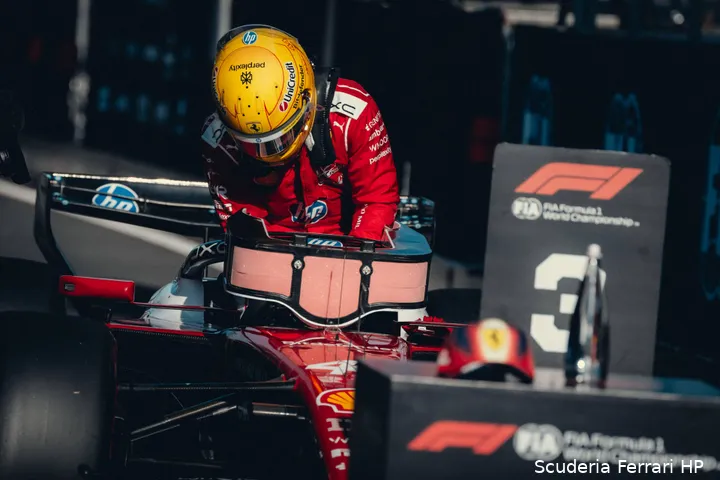 lewis-hamilton-ferrari-china-2026-11-12