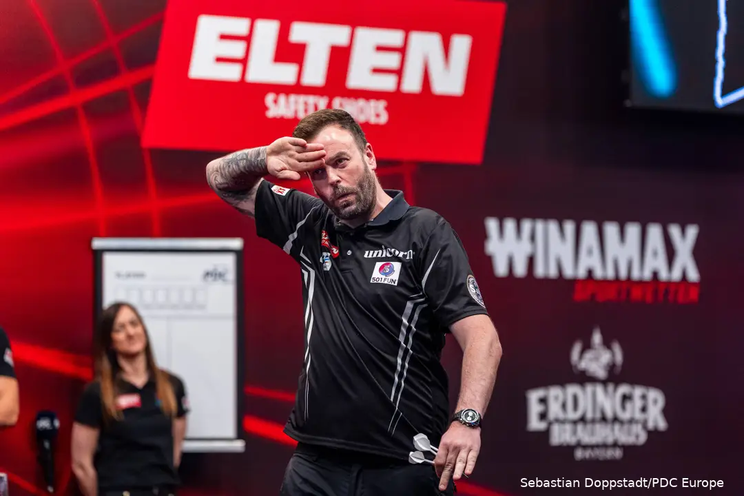 Ross Smith on the podium at the European Darts Grand Prix