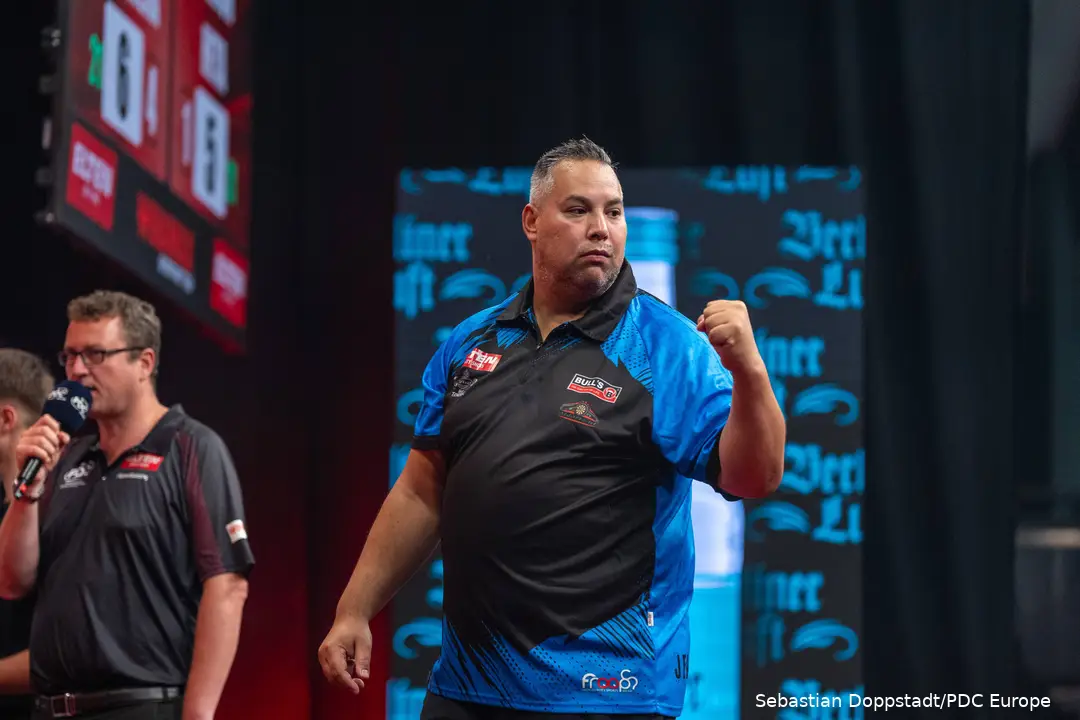 Jermaine Wattimena ballt die Faust