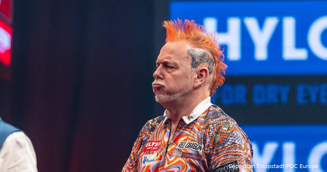Peter Wright wirkt nachdenklich.