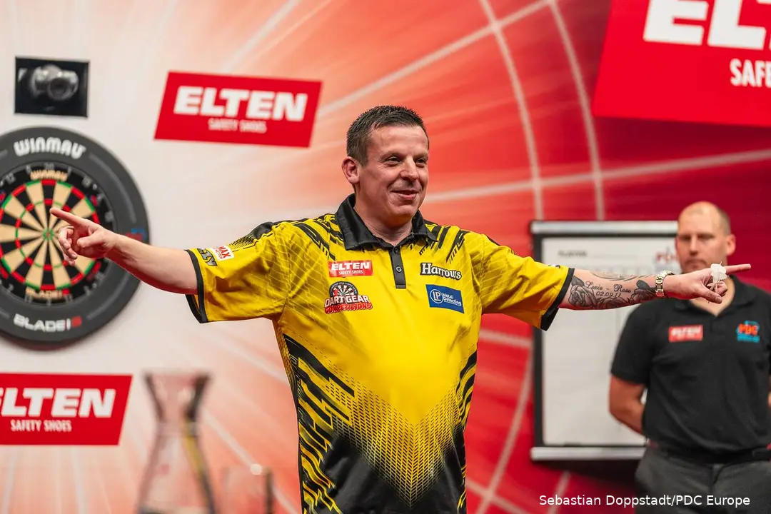 Dave Chisnall (3)