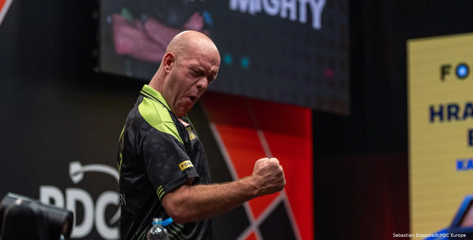 Michael van Gerwen (2)