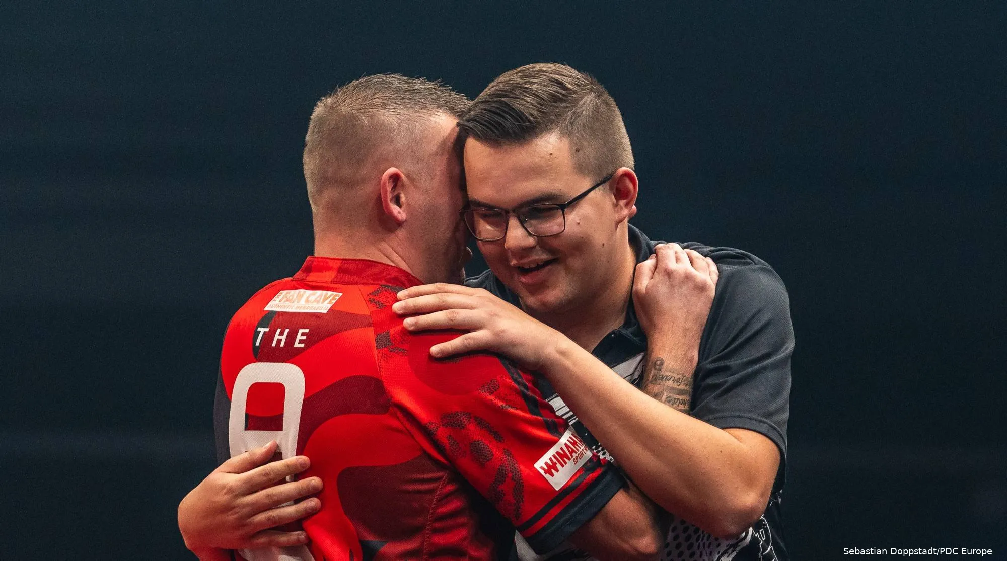 Nathan Aspinall & Gian van Veen