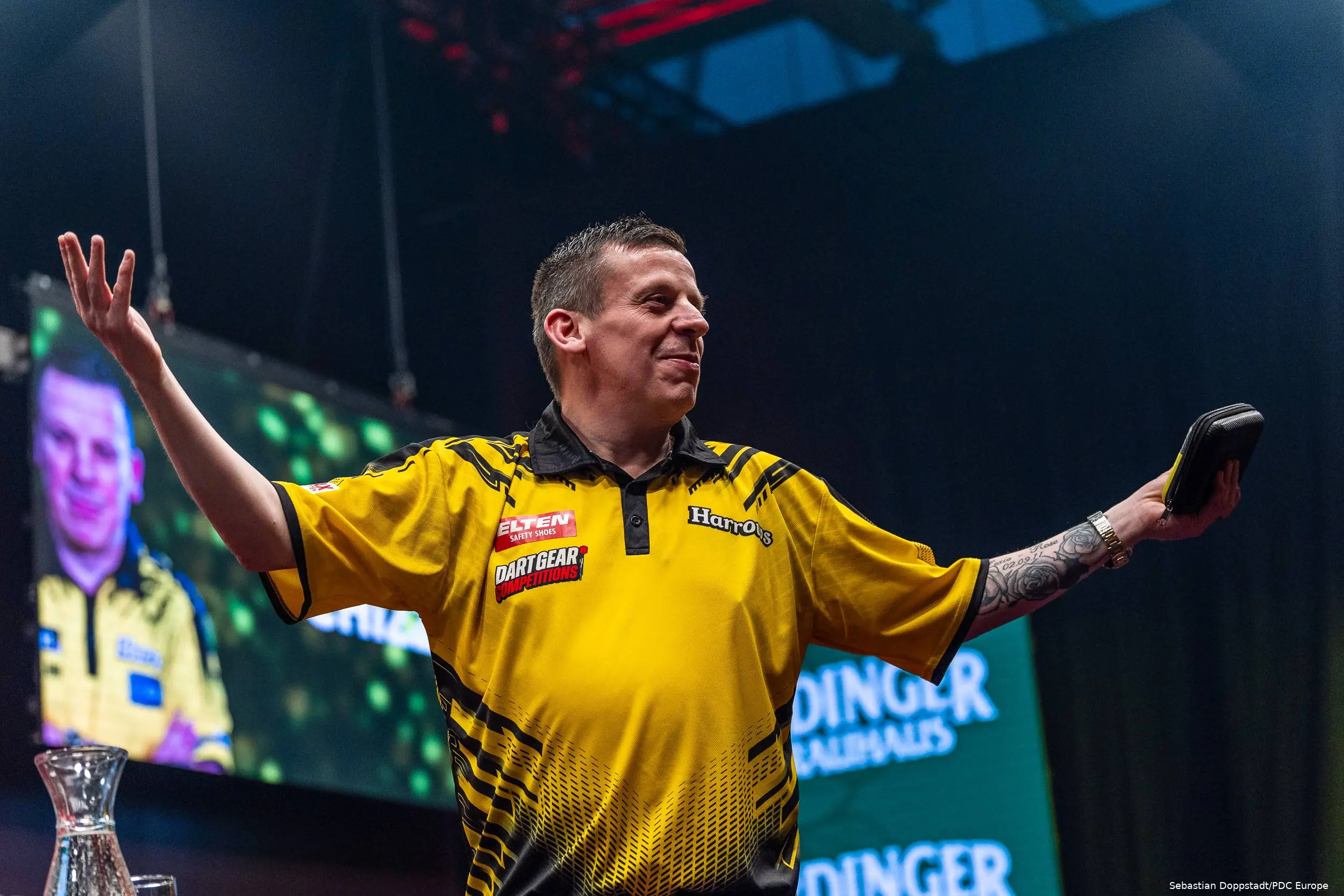 Dave Chisnall (1)