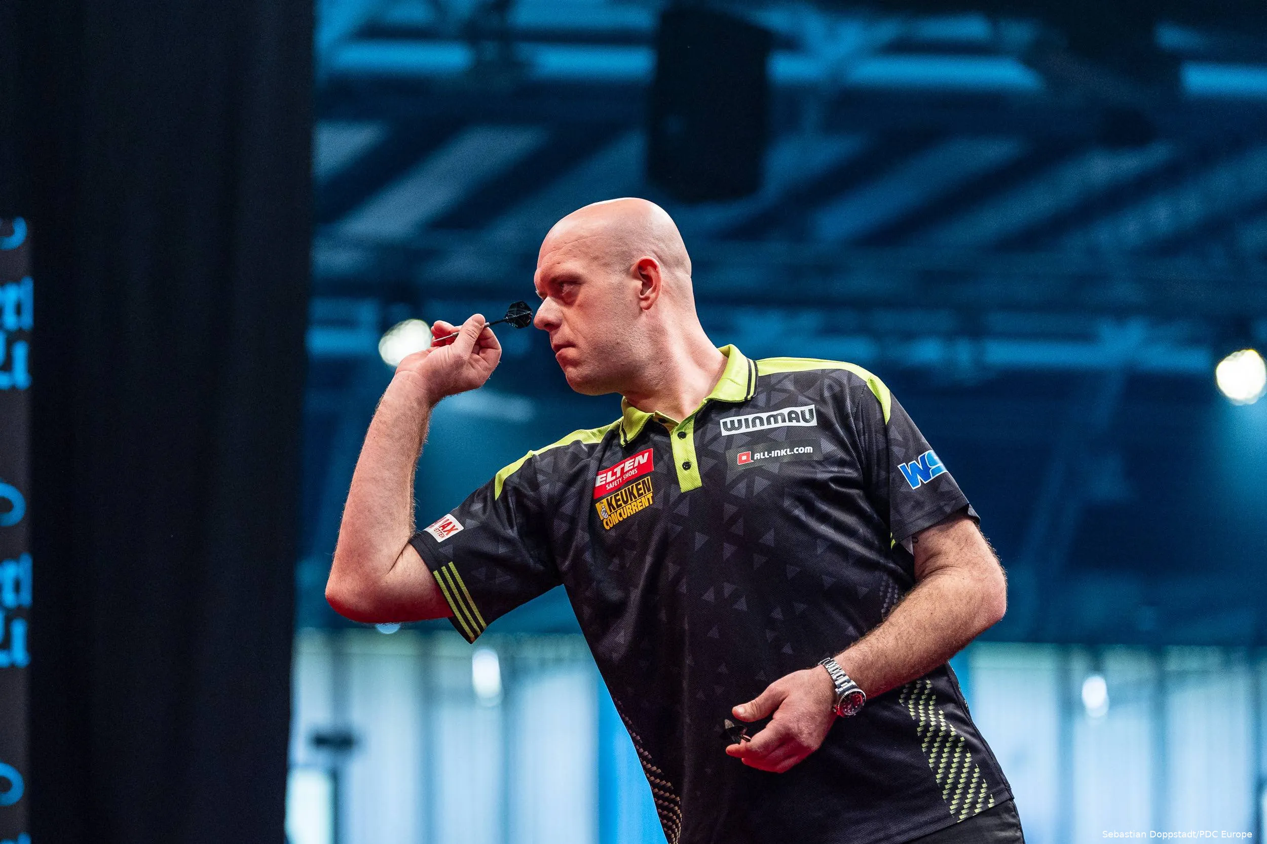 Michael van Gerwen in action