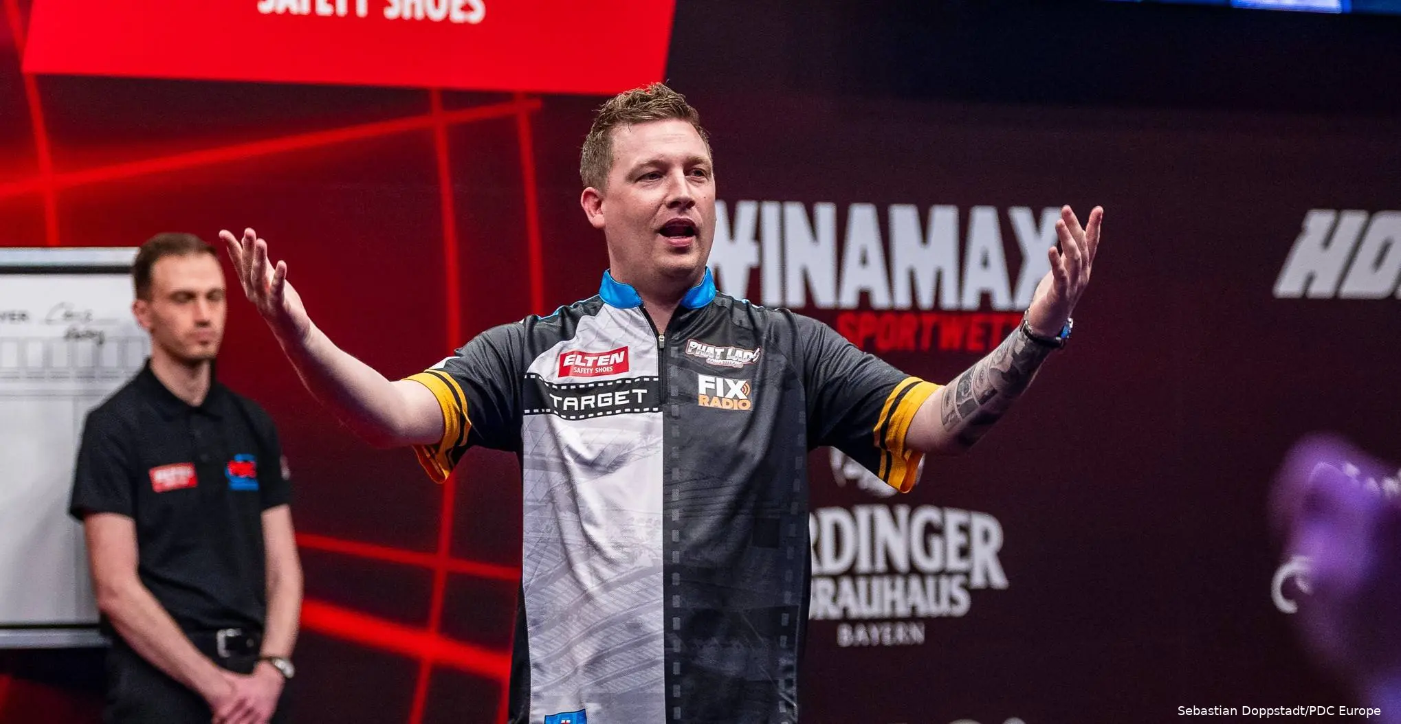 Chris Dobey (2)