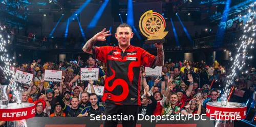 Nathan Aspinall reist als Nummer eins der Rangliste zur Darts-Europameisterschaft